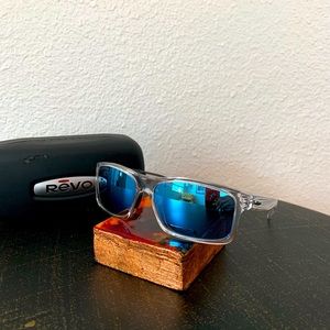 Revo Square Classic Sunglasses